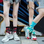 Women's Moisture Wicking Deodorant Casual Sports Fashion Socks keep your feet dry, comfortable, and fresh during workout — photo 6