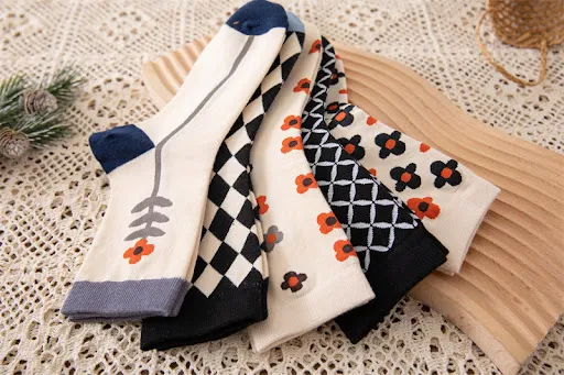 Title 7, Socks Female Literary Fan In Tube Cotton