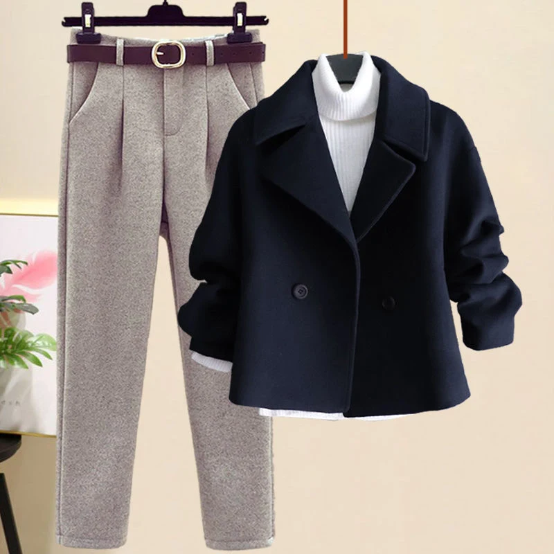Winter dames wollen jas trui broek driedelig set. Warm en stijlvol de winter door met deze comfortabele en elegante outfit. — foto 11