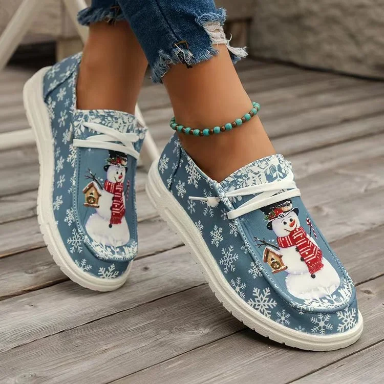 Sapatos femininos com formato de boneco de neve natalino. Perfeitos para o Natal e festas. Conforto e estilo festivo a cada passo. Celebre com alegria — foto 2