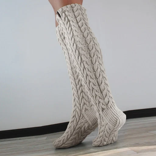 Title 8, Three-color Twist Mid-calf Knitted Bunching Soc...