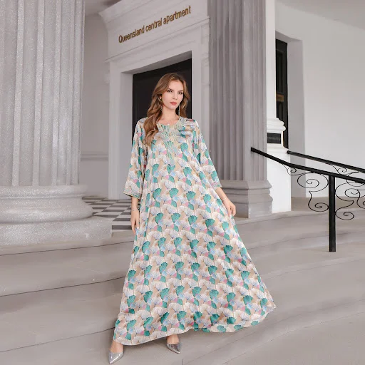 Title 2, Middle East Muslim Robe Womens Clothing. Comfo...