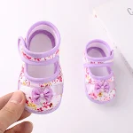 Sapatos para bebês e crianças pequenas. Conforto, segurança e estilo para os pezinhos. Ideal para os primeiros passos e aventuras do seu filho. — foto 1