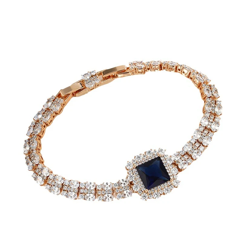 Pulseira com fivela de zircônio micro incrustado quadrado, um acessório elegante e moderno, ideal para um visual sofisticado e duradouro. — foto 2