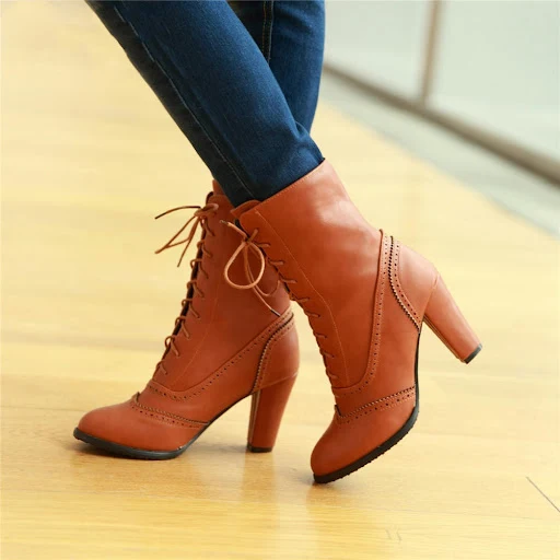 Title 2, Botas femininas plus size 40-43 Salto alto Bota...