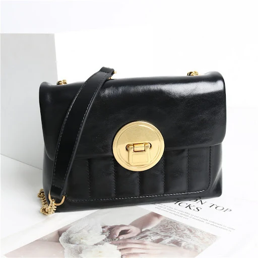 Title 5, Bolsa de couro de vaca encerado com design de n...