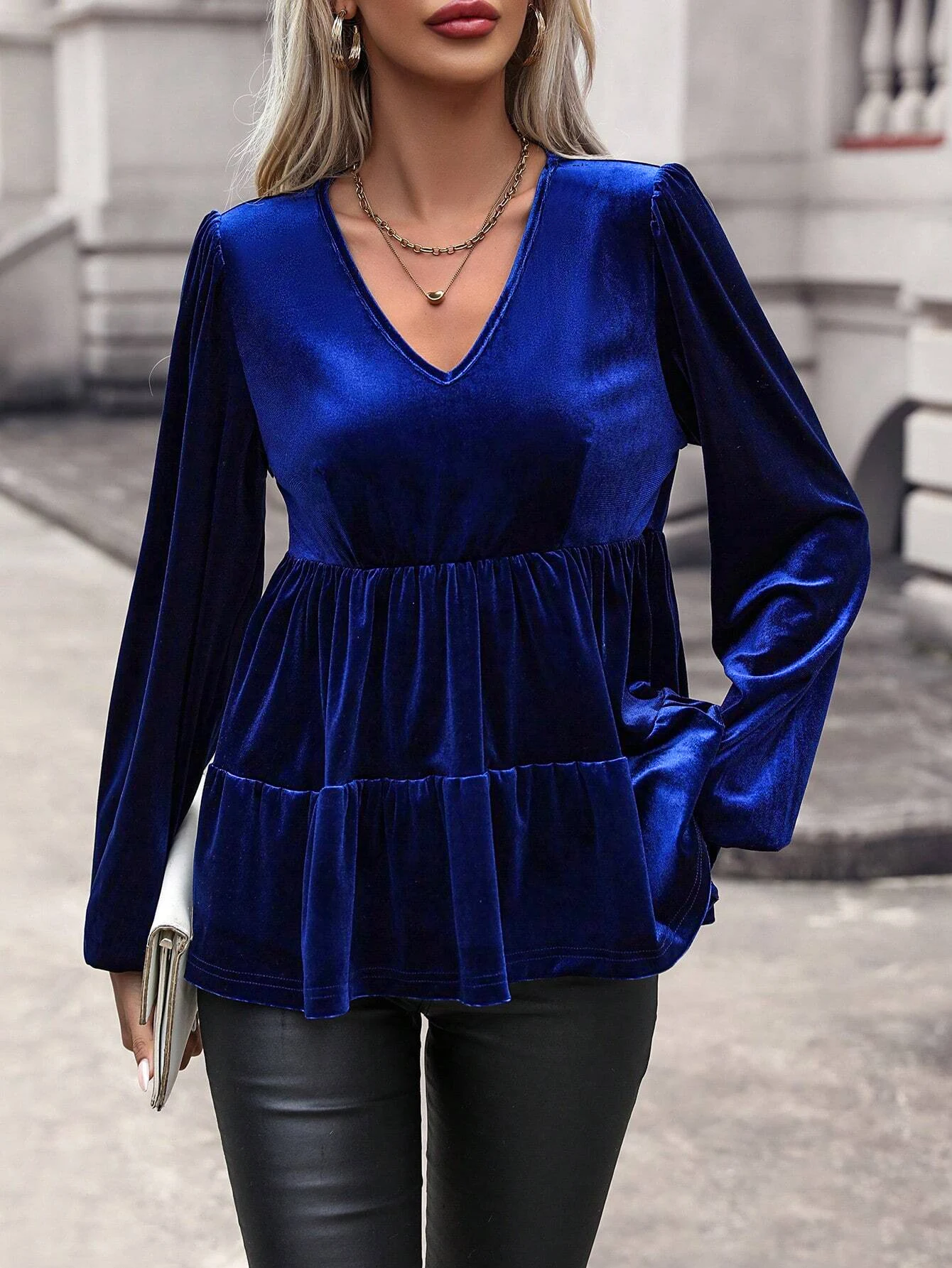 Title 4, Womens fashionable pleated long-sleeved top, o...