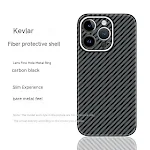 Capa protetora para celular de Kevlar e fibra de carbono. Resistência e proteção premium, design elegante para seu smartphone. — foto 5