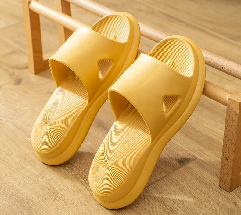 Men's and Women's Household Cool Platform Slippers Comfortable and non-slip, these house slippers offer all-day support — photo 1