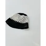 Hole Bucket Black