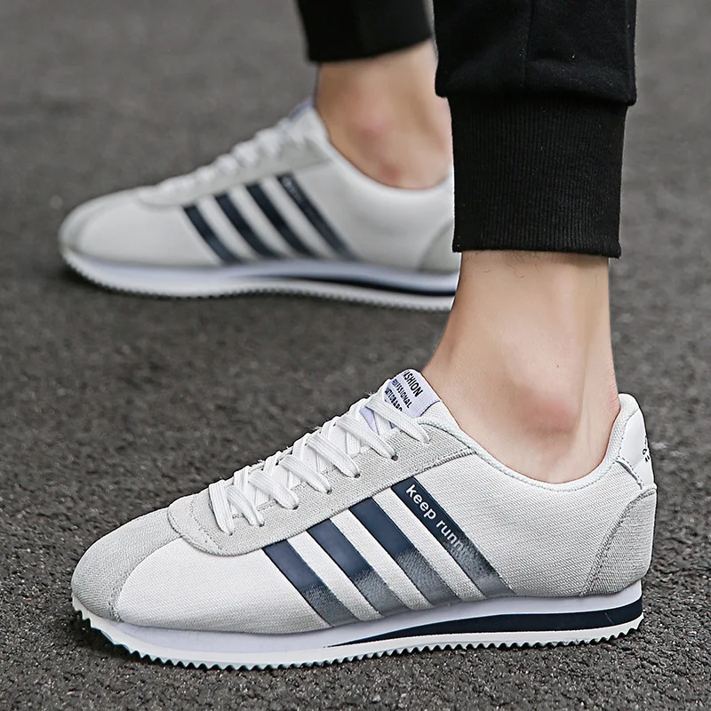 Title 7, Mens Low Top Casual Shoes For Lovers. Comforta...