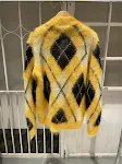Suéter de tricô de mohair com diamantes e cores soltas, perfeito para um visual elegante e confortável. Ideal para o inverno. — foto 3