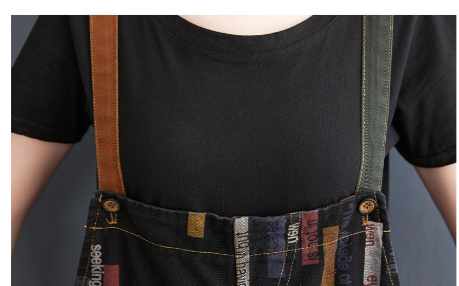 Calças jeans suspensórios coreanas femininas plus size. Conforto e estilo em um design moderno e solto. Perfeitas para looks casuais e despojados. — foto 4
