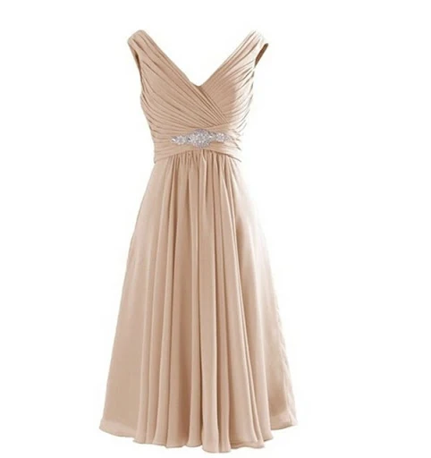 Title 5, Dignified and elegant evening dress for the ann...