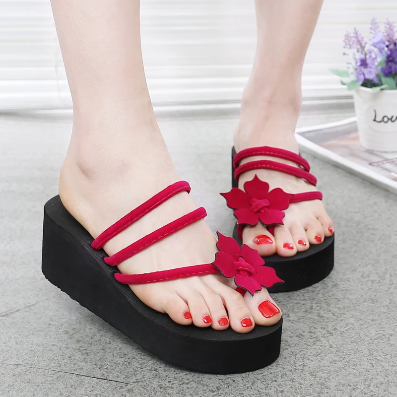 2021 Summer new high heels and thick bottom ladies' slippers with flowers. Perfect for comfort and style, ideal for warm — photo 8