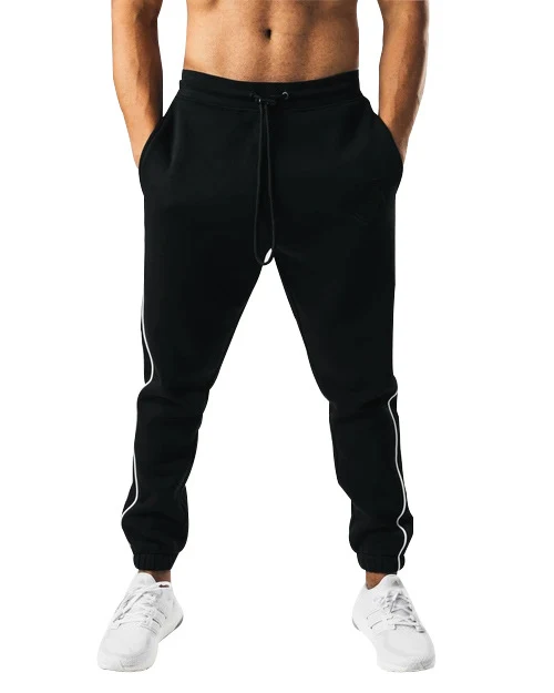 Sportieve casual tapered fitnessbroek voor heren. Biedt comfort en optimale bewegingsvrijheid tijdens het sporten en andere activiteiten. — foto 11
