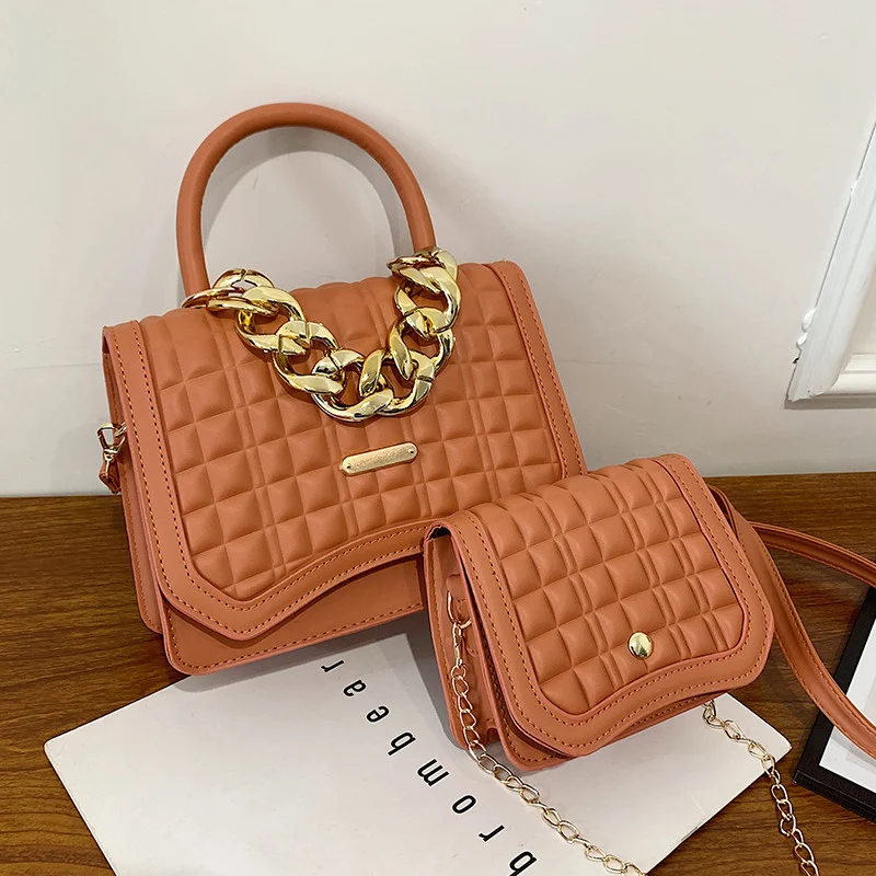 Bolsa mensageiro xadrez com corrente de losango para mulheres, nova moda. Ideal para uso diário, combina estilo e praticidade para diversas ocasiões. — foto 5