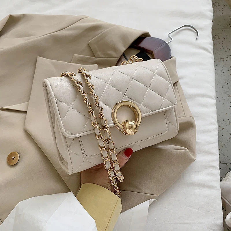 Bolsa quadrada pequena transversal feminina com corrente de losango, um acessório versátil e elegante para qualquer look e ocasião. — foto 6
