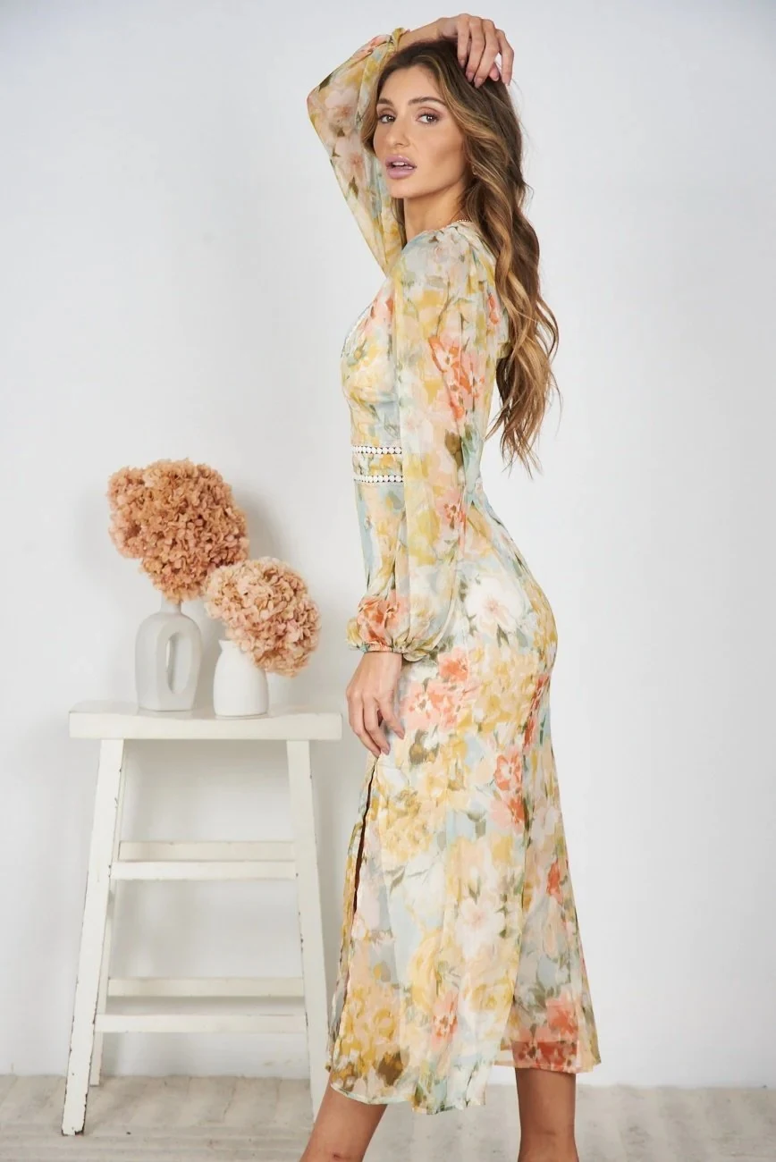 Title 4, Vestido feminino slim fit com estampa irregular...