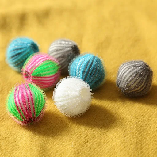 Title 5, Laundry Ball to remove hair, decontaminate and ...