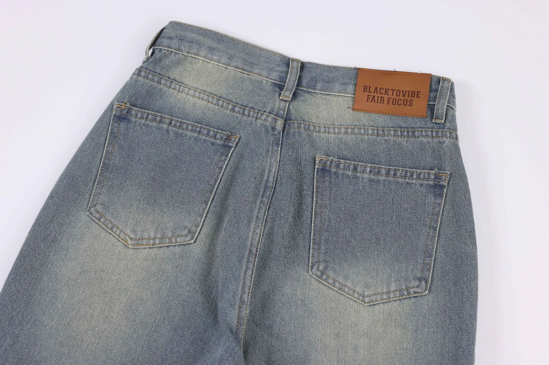 Title 7, Jeans casual strappati americani unisex, stesso...
