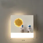 Tricolor light