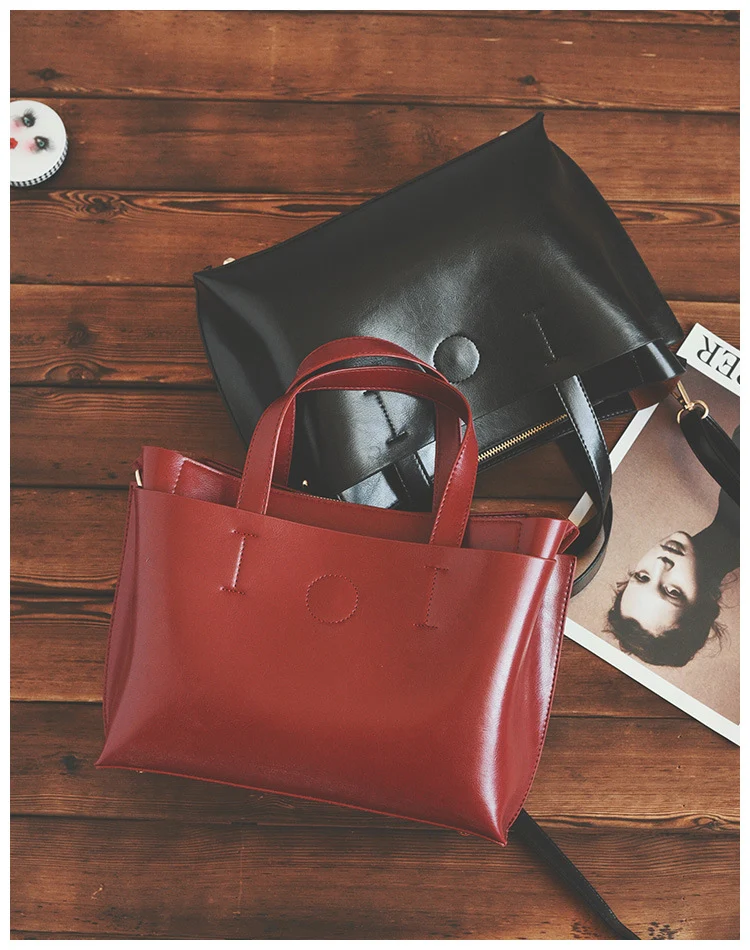 Title 10, New European and American oil leather retro bag...