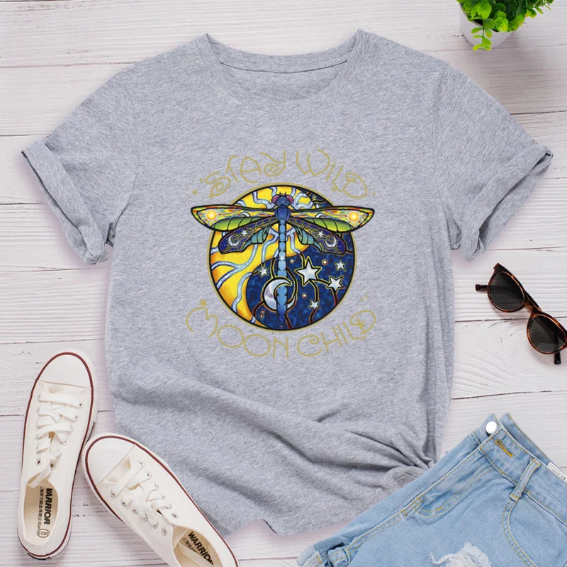 Title 5, T-shirt da donna girocollo manica corta. Stampa...