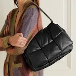 Bolsa envelope com losangos de alta qualidade para meninas. Simples, fácil de combinar e perfeita para adicionar um toque de elegância. — foto 1