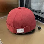 Cappello da proprietario senza patch sulla tesa, protegge dal sole con stile e comfort, perfetto per ogni occasione. — foto 3