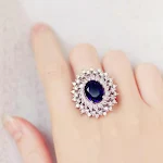 Personalisierter, modischer und vielseitiger Saphirring für Damen. Ein stilvolles Schmuckstück, perfekt für jeden Anlass und Ausdruck Ihrer Persönlichkeit. — foto 1