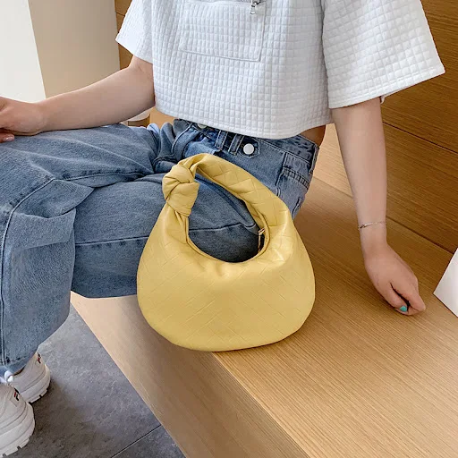 Title 2, Small handbag luxurious