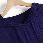 Camicia da donna in cotone di lino di media lunghezza con copertura nera da donna — foto 7
