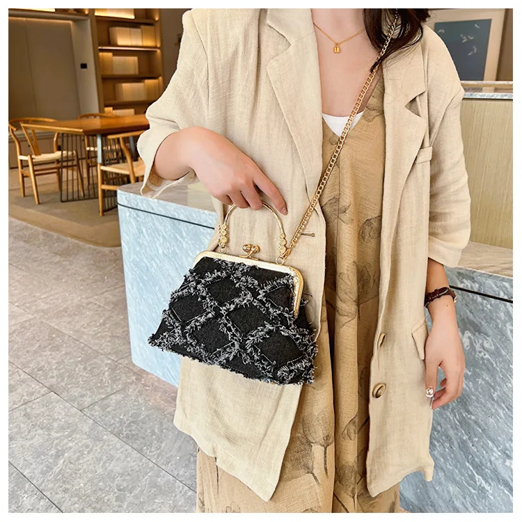 Title 8, Bolsa mensageiro com corrente fashion, estilo j...