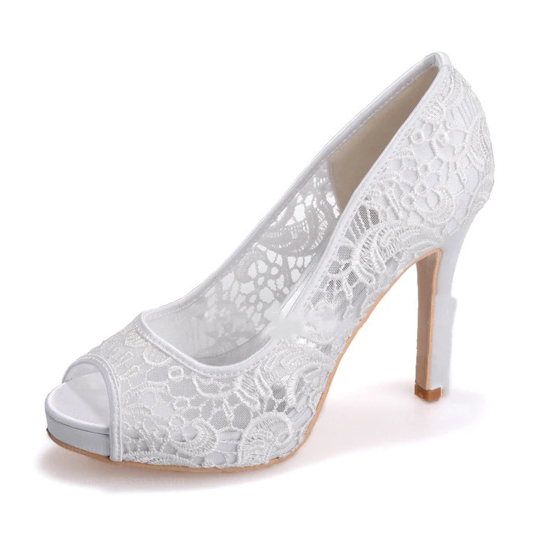New White Lace Wedding Shoes — photo 5
