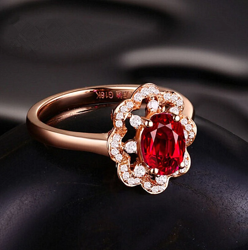 Anel de noivado sofisticado, em prata com rubi e ouro rosa, joia de alta qualidade para celebrar o amor e o compromisso. — foto 3