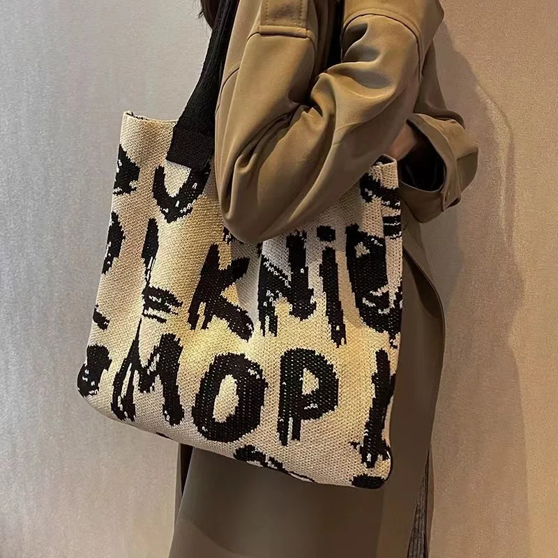 Title 10, Bolsa de tricô com letras estampadas, bolsa de ...