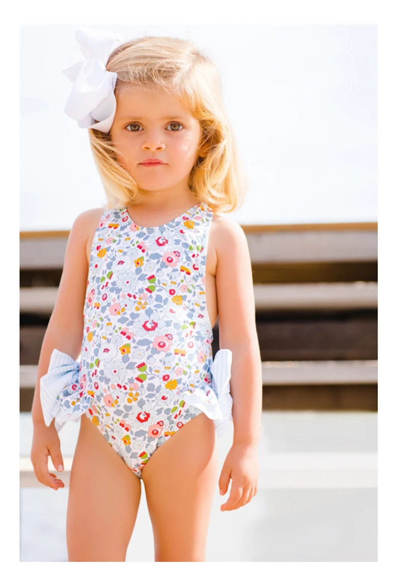 Title 9, Baby-Jumpsuit mit Trägern, Badeanzug mit Druck,...