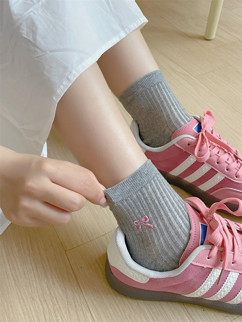 Title 12, Bow Embroidered Short Thin Socks
