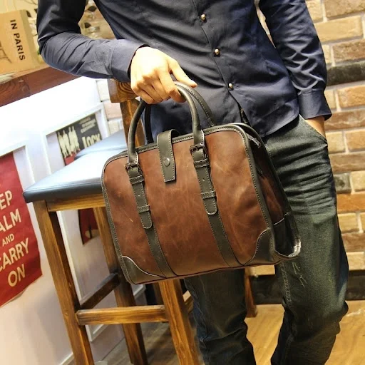 Title 2, Bolsas de mão masculinas Elegância e praticidad...