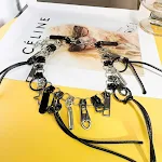 Colar feminino com múltiplos zíperes, corrente de clavícula elegante e moderna. Destaque-se com este acessório único e charmoso. — foto 6