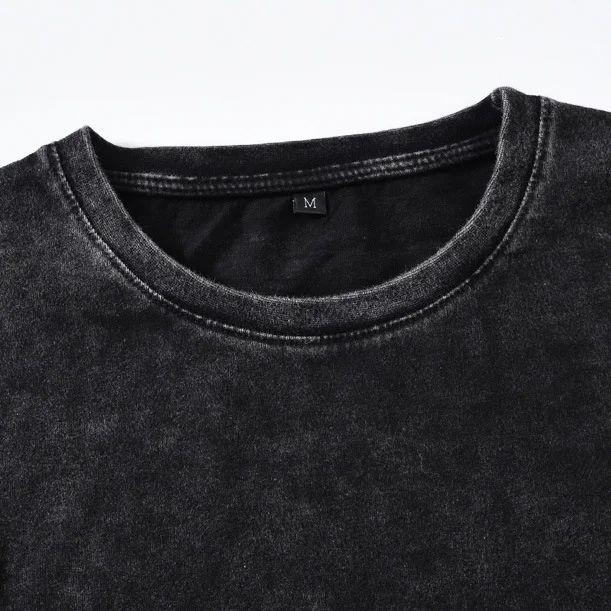 Title 5, Camiseta de manga longa preta com lavagem em ág...