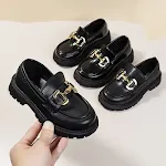 Mocassins femininos estilo britânico para meninas. Conforto e moda para as pequenas fashionistas. Ideais para escola e eventos especiais. — foto 1