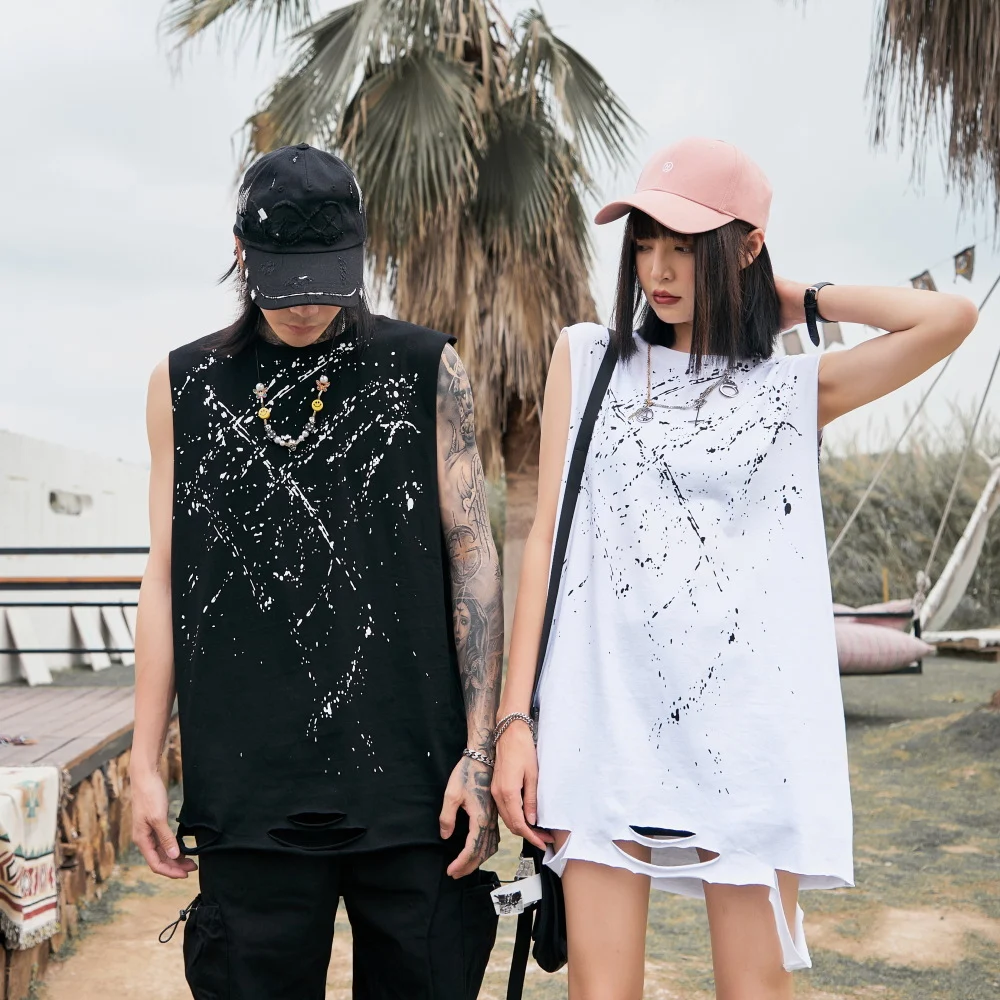 Title 8, Abstract Sketch Portrait Print Sleeveless T-shi...