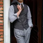 Men's Business Slim Double-breasted Italian Vest. Achieve a professional look with this versatile vest, perfect for any — photo 3