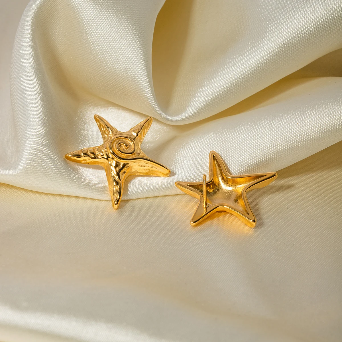 Brincos de estrela de aço inoxidável premium, perfeitos para um visual moderno e elegante, duráveis e hipoalergênicos. — foto 11