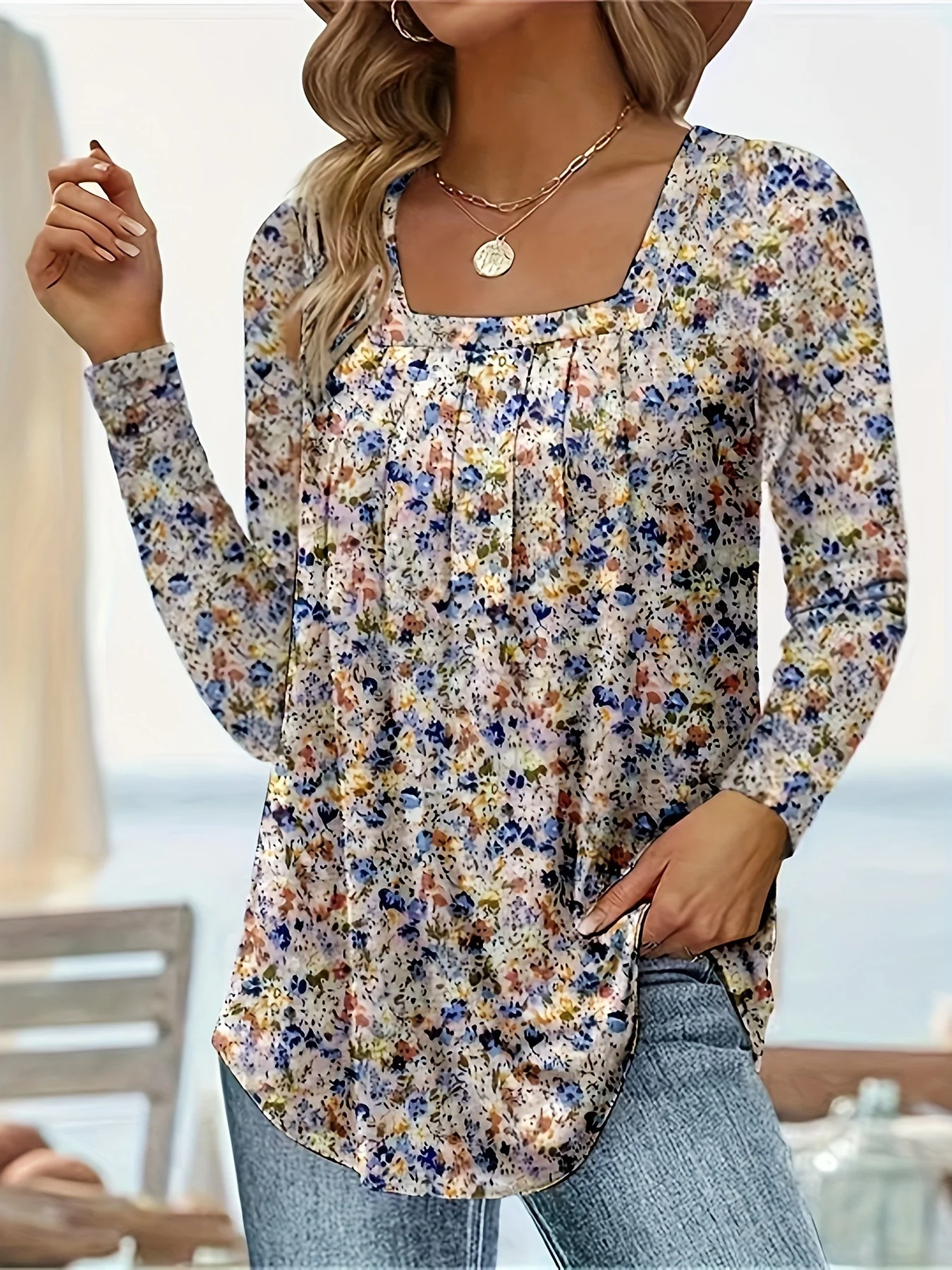 Square Collar Long Sleeve Dovetail Floral T-shirt — photo 1