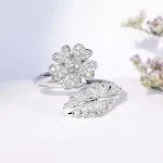 Anel de flor criativo, grande flor com diamantes completos. Uma joia de moda que adiciona elegância e brilho ao seu visual. — foto 6
