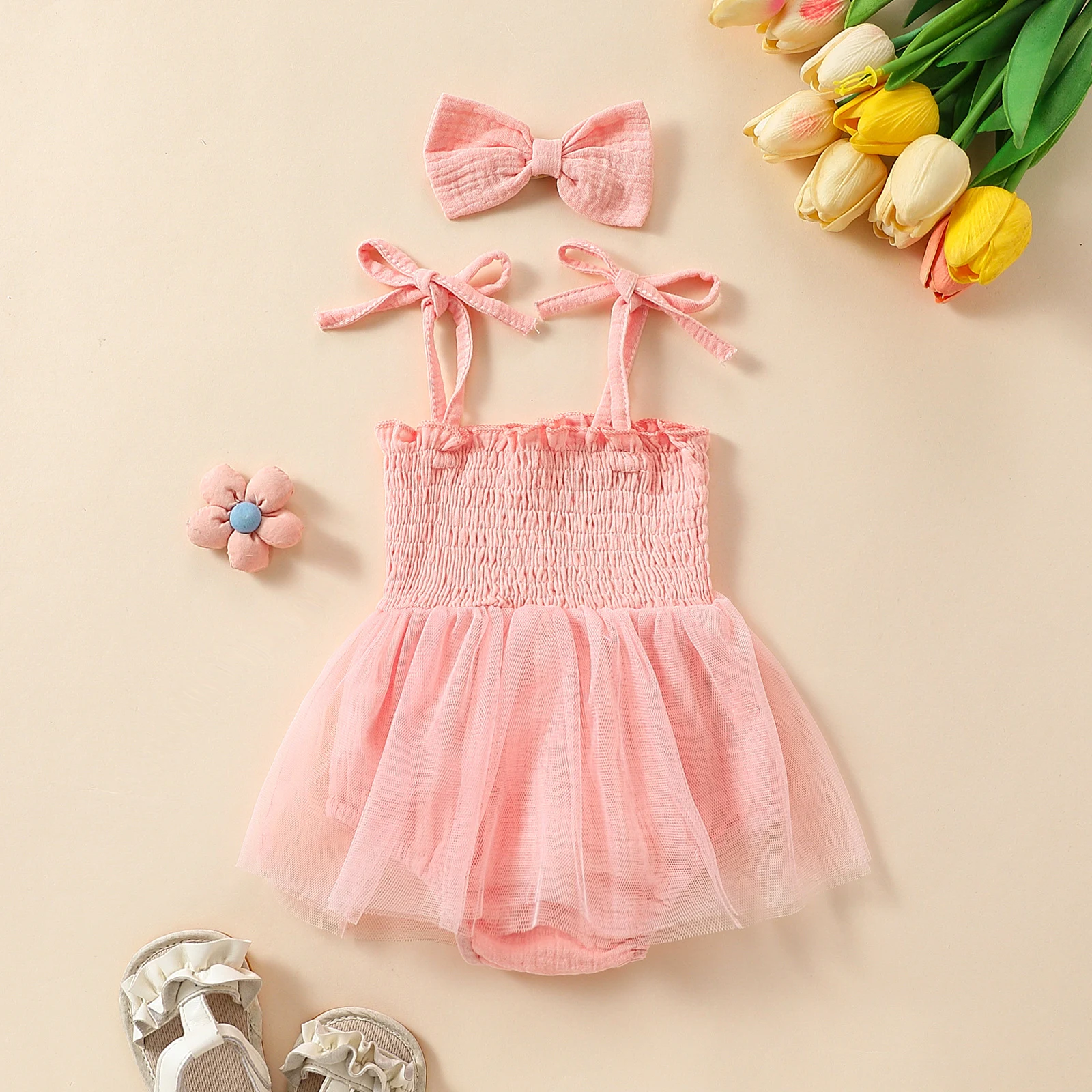 Title 17, Vestido slip de malha bordada com toalha, faixa...