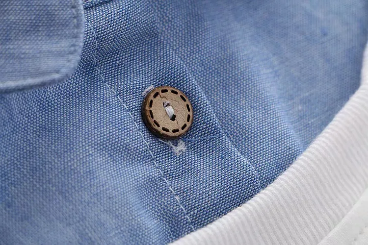 Title 7, Blusa de suéter com gola de jeans falsa de duas...
